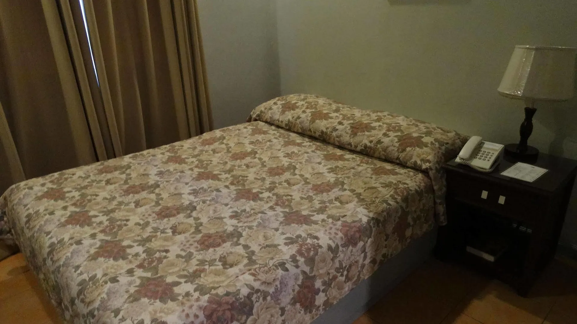 Casa Leticia Business Inn Davao